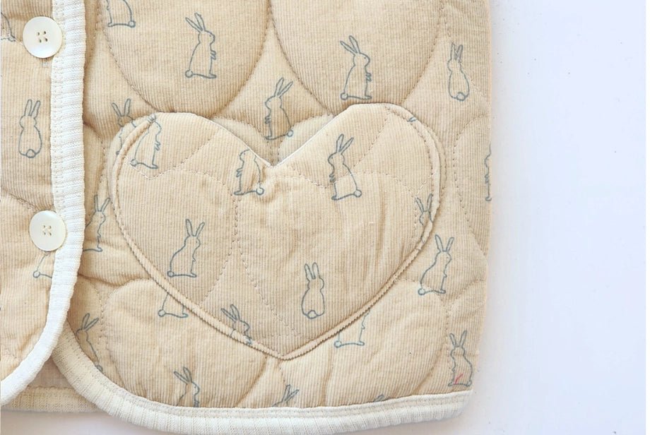 Heart Patterned Rabbit Vest - Zezebaebae